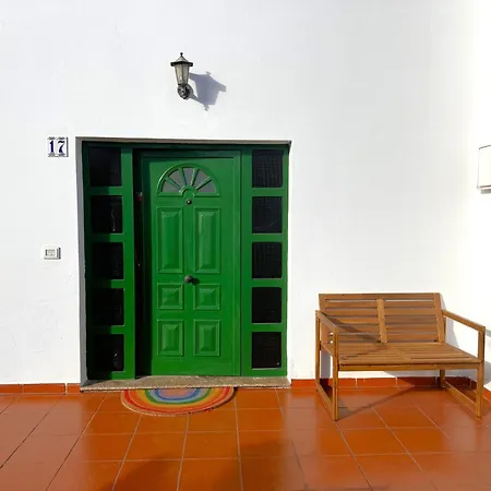 ゲストハウス Nopasanada Tu Casa En Lanzarote