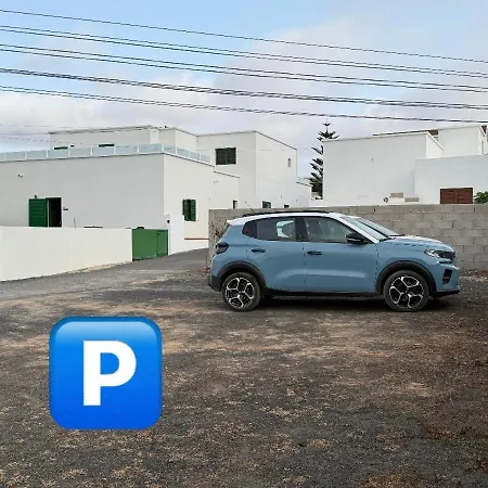 Nopasanada Tu Casa En Lanzarote ゲストハウス