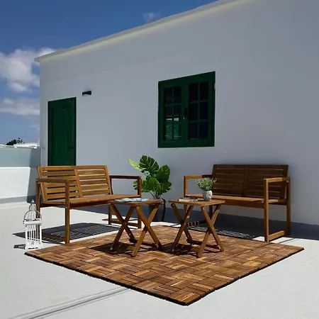 Nopasanada Tu Casa En Lanzarote - By Lanzarote Vendégház