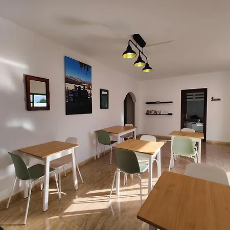 Nopasanada Tu Casa En Lanzarote בית הארחה El Cuchillo