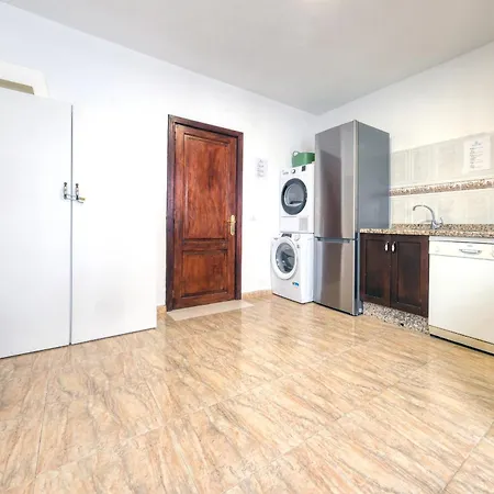 בית הארחה Nopasanada Tu Casa En Lanzarote *