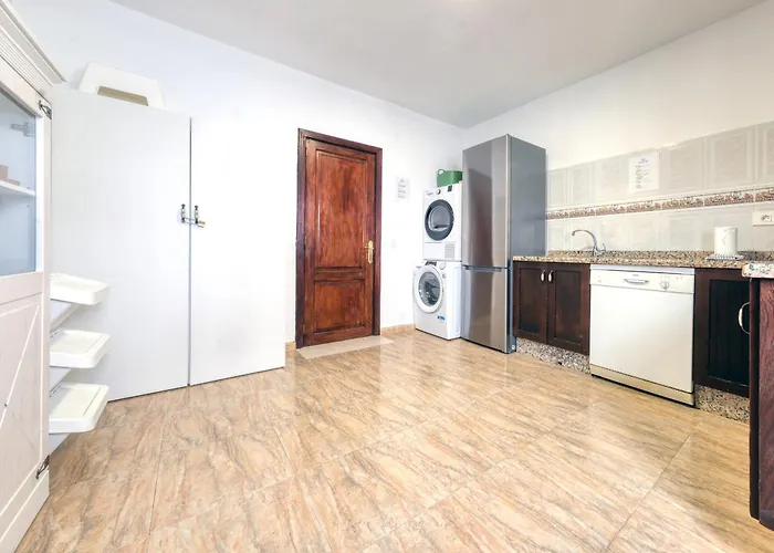 Guest house Nopasanada Tu Casa En Lanzarote - By Lanzarote 3*