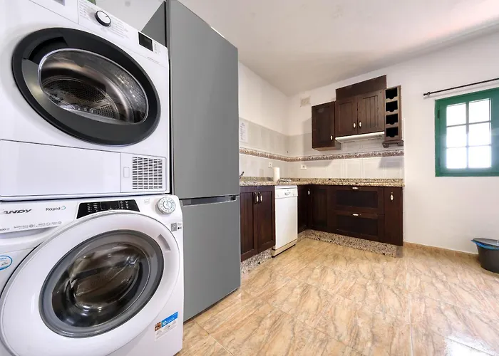 Guest house Nopasanada Tu Casa En Lanzarote - By Lanzarote Tinajo