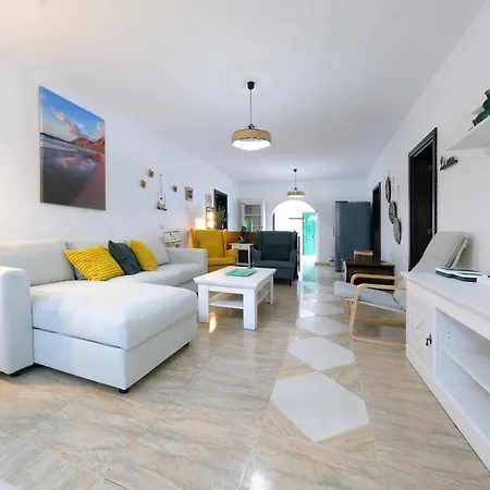 Gasthof Nopasanada Tu Casa En Lanzarote - By Lanzarote 3*